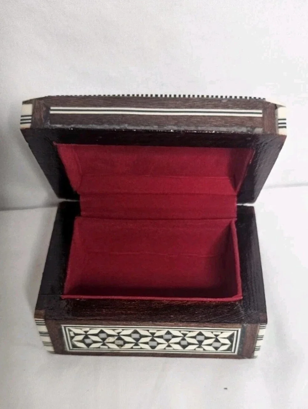 Vintage Syrian Egyptian Marquetry Box Khatam Inlay Mother of Pearl Trinket